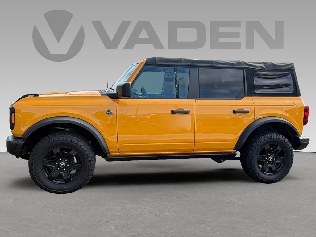 Used 2022 Ford Bronco Black Diamond image 6