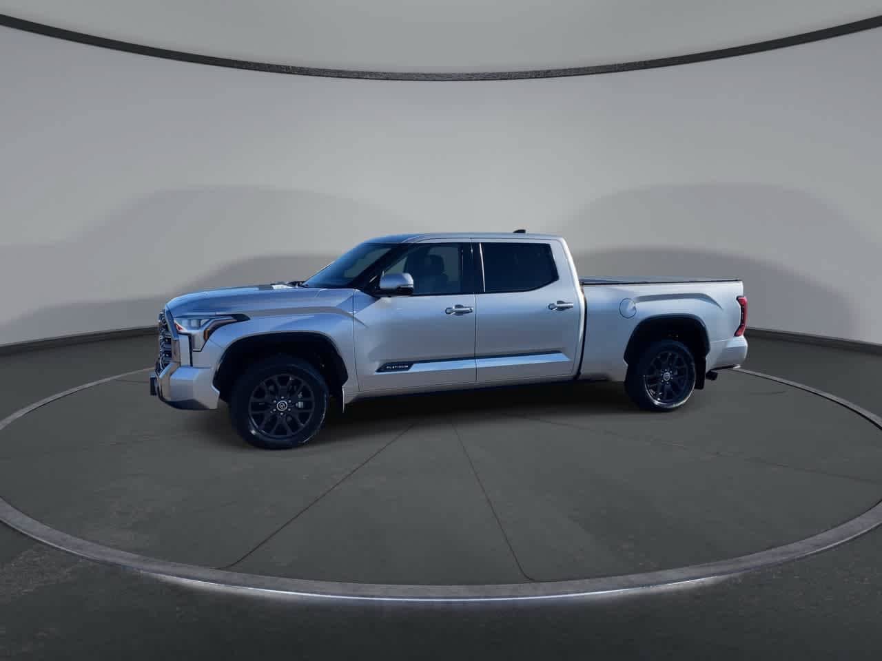 Used 2023 Toyota Tundra Platinum AWD/4WD image 6