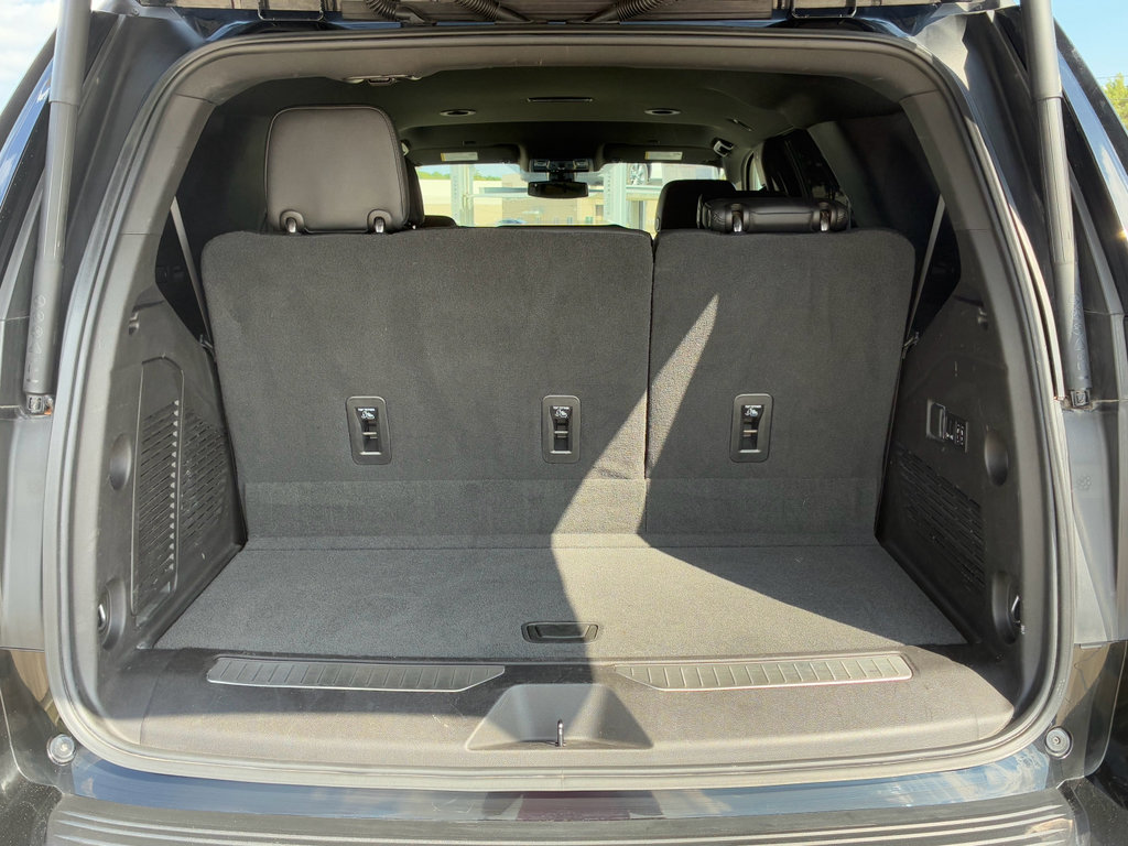 Used 2021 Chevrolet Tahoe Z71 w/ Z71 Off-Road Package image 26