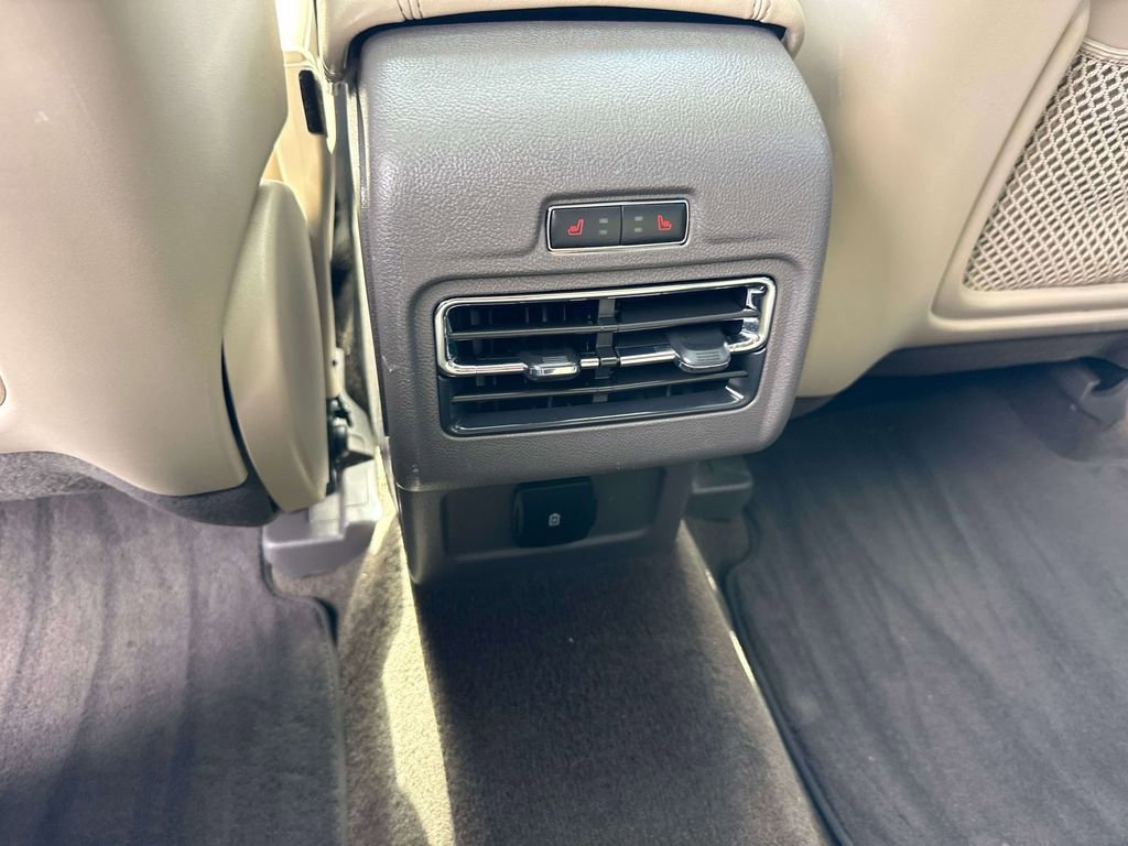 Certified 2022 Lincoln Corsair FWD image 12