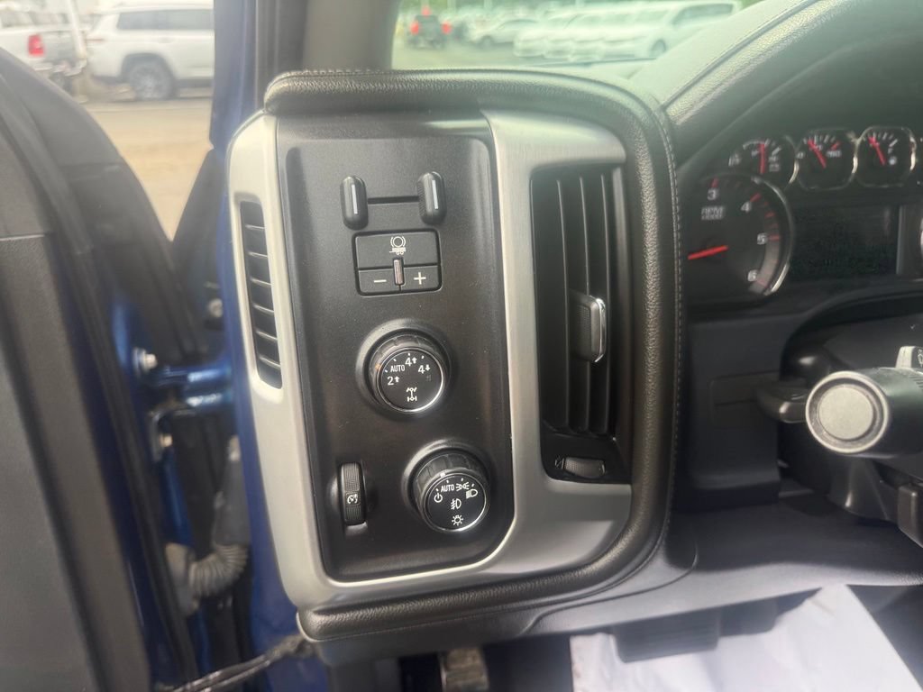 Used 2016 GMC Sierra 1500 SLT w/ SLT Premium Package AWD/4WD image 17