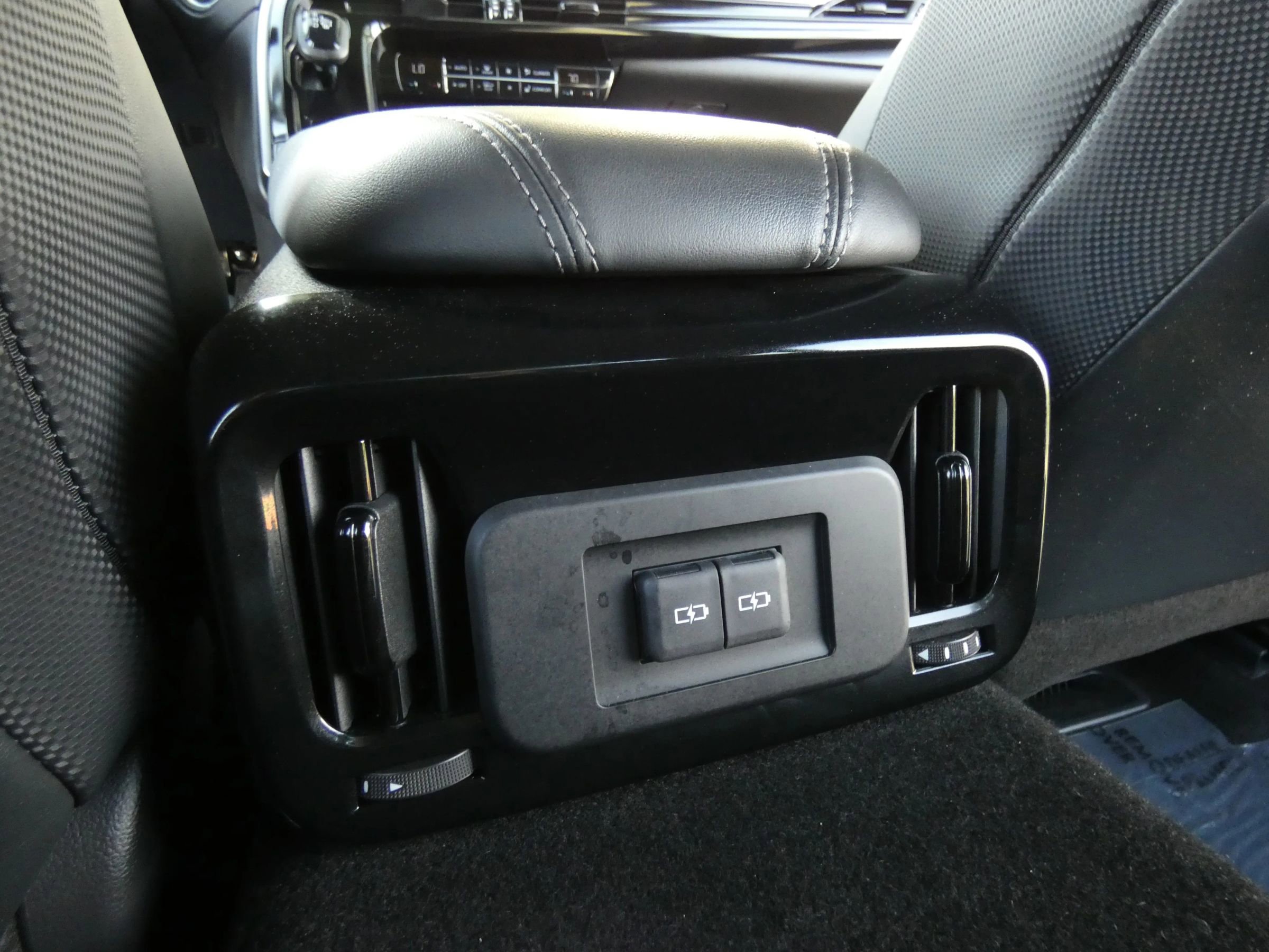 Used 2023 Toyota Mirai image 40