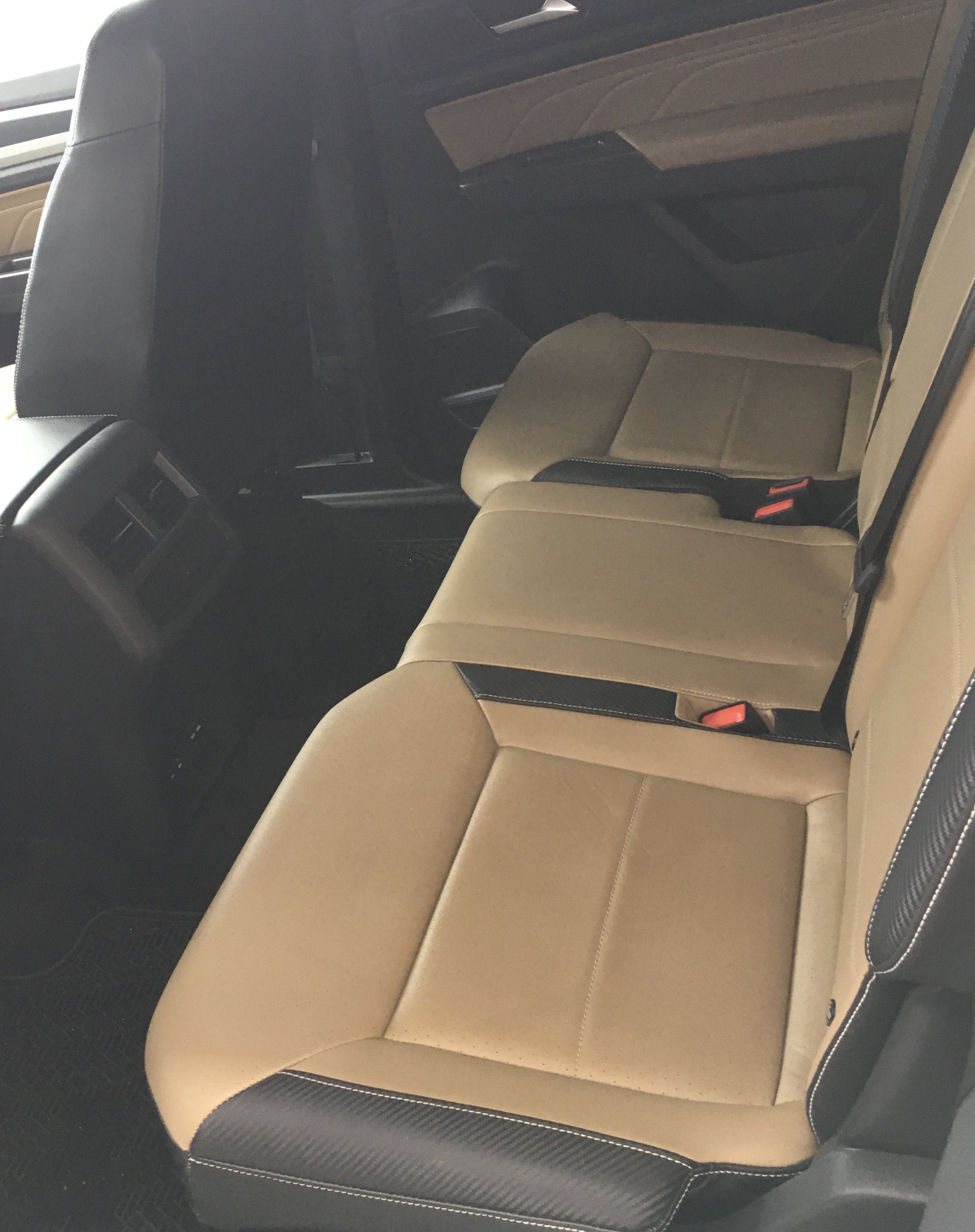 Certified 2022 Volkswagen Atlas Cross Sport SE AWD/4WD image 8