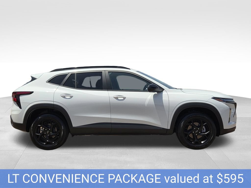 New 2026 Chevrolet Trax LT w/ Driver Confidence Package FWD image 5