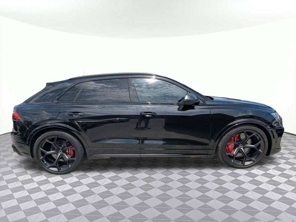 Used 2025 Audi RS Q8 performance AWD/4WD image 2