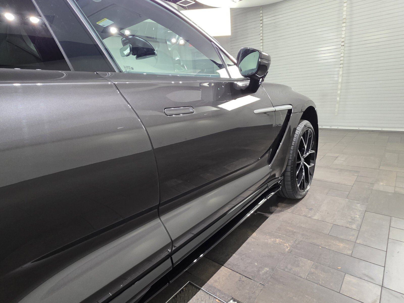 New 2026 Aston Martin DBX 707 image 9