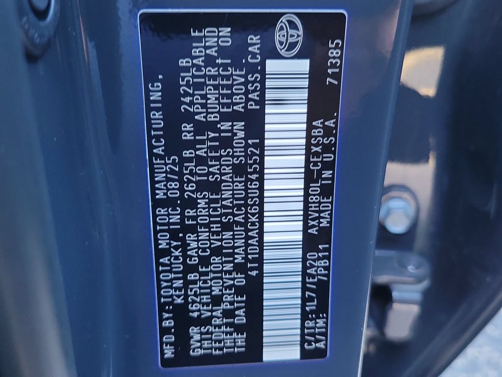 Used 2025 Toyota Camry SE w/ Convenience Package FWD image 36