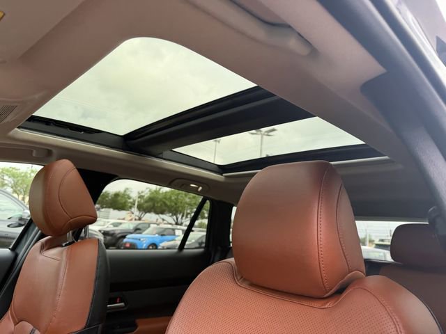 Used 2023 MAZDA CX-50 Meridian Edition w/ Apex Package image 21