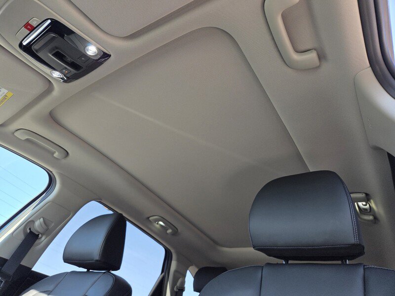 New 2026 Kia Sorento S image 7