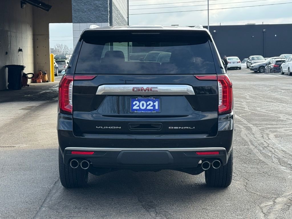 Used 2021 GMC Yukon Denali w/ Denali Premium Package AWD/4WD image 6