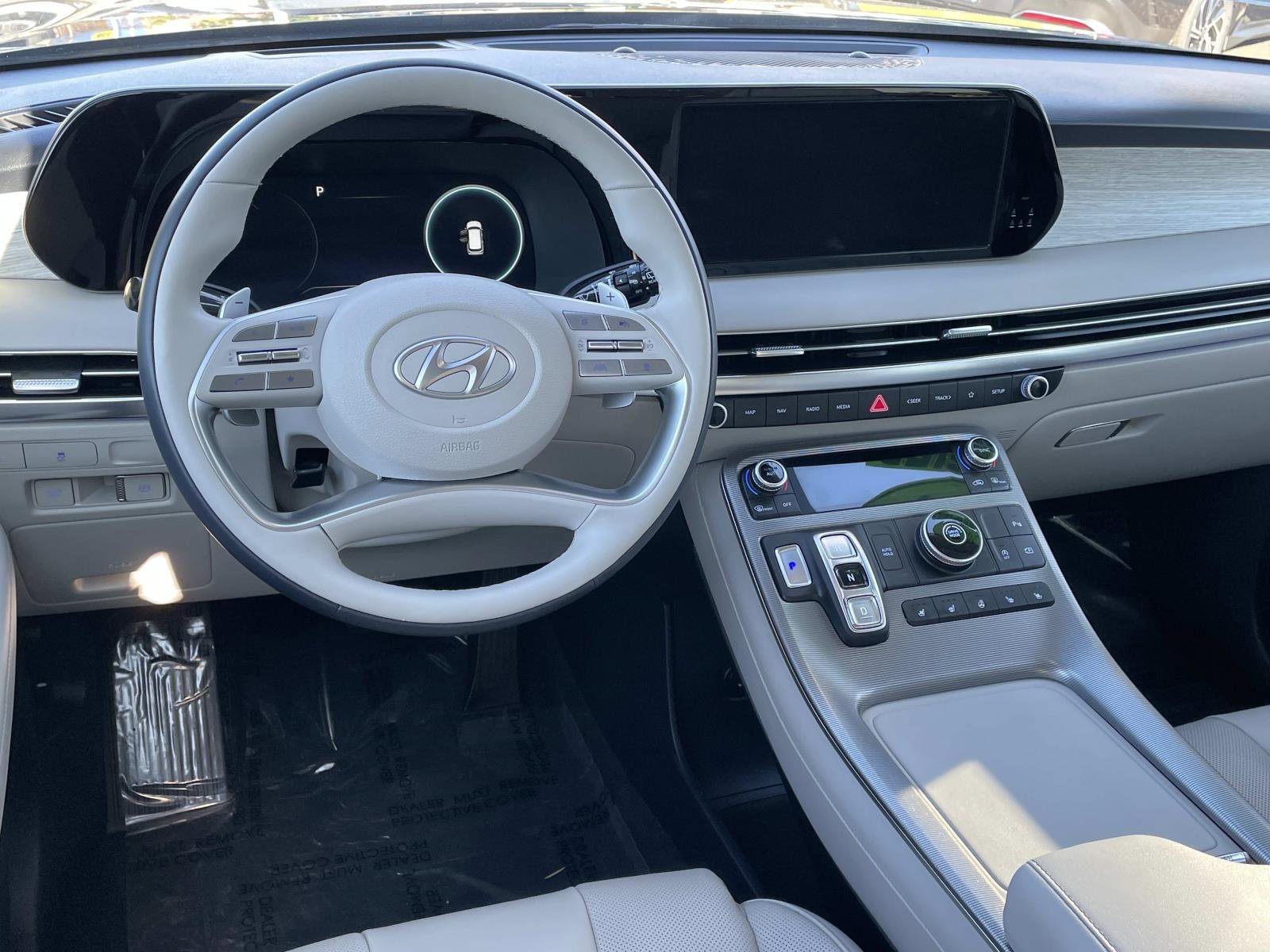 Used 2024 Hyundai Palisade Calligraphy image 6