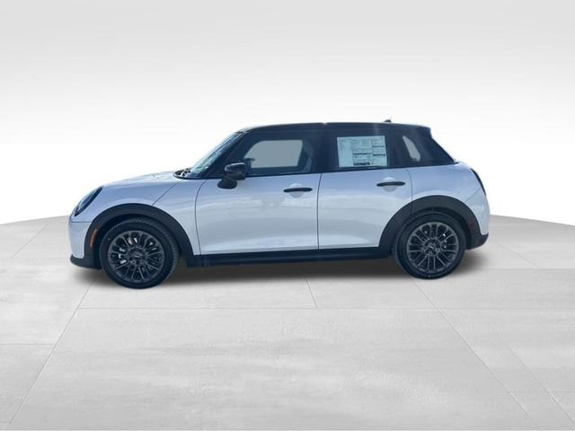 New 2026 MINI Cooper 4-Door Hardtop image 4