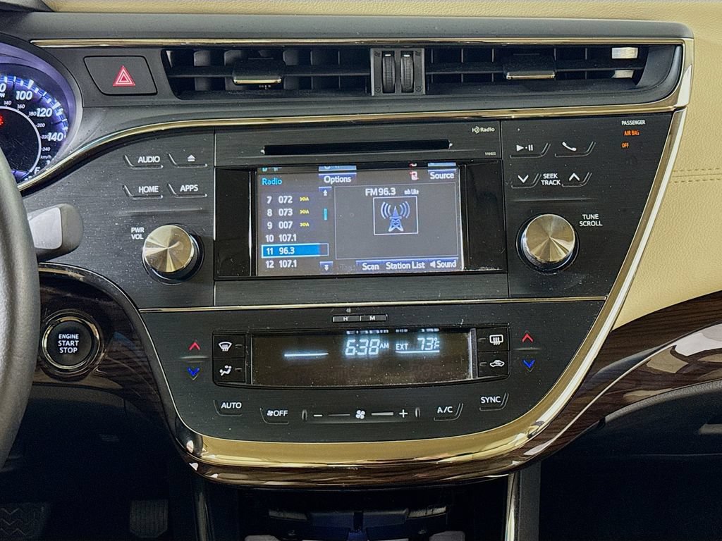 Used 2015 Toyota Avalon XLE FWD image 14