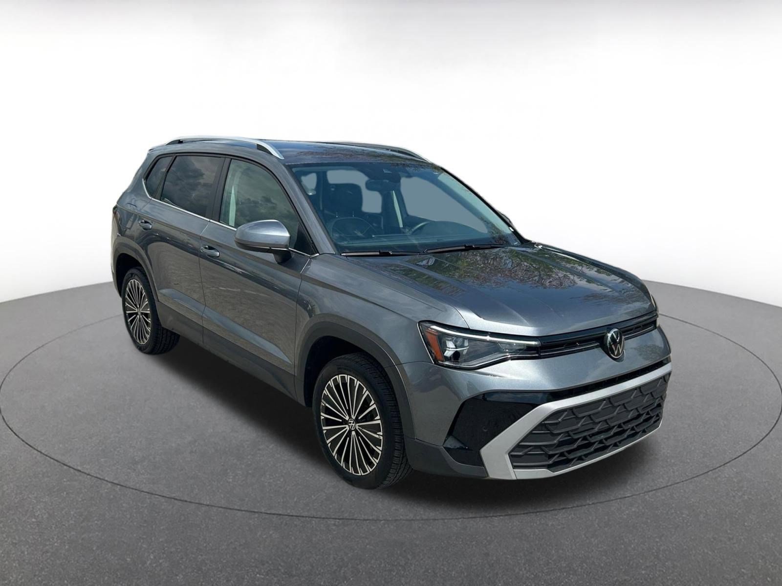 Used 2025 Volkswagen Taos SE