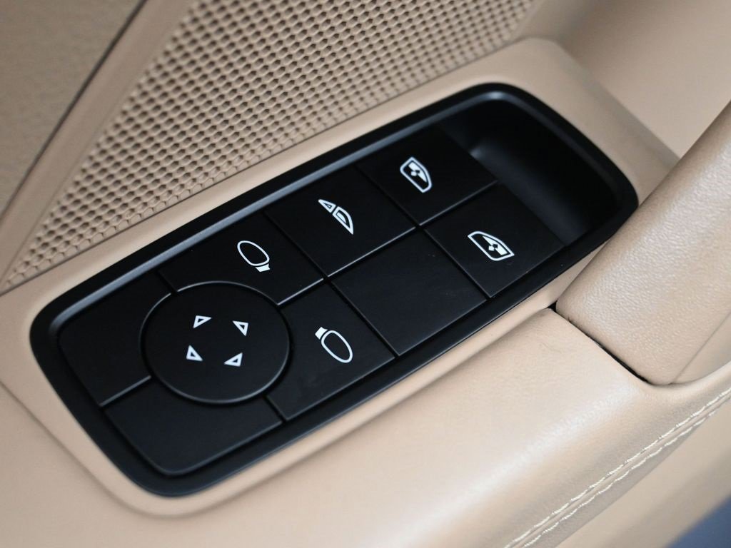 Used 2022 Porsche 911 Carrera S image 17