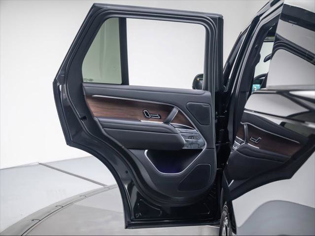 New 2026 Land Rover Range Rover SE AWD/4WD image 25