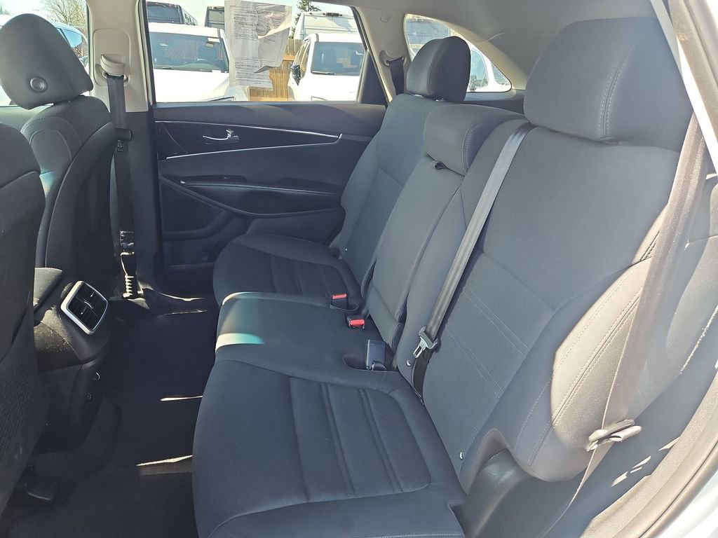 Used 2020 Kia Sorento AWD V6 image 14