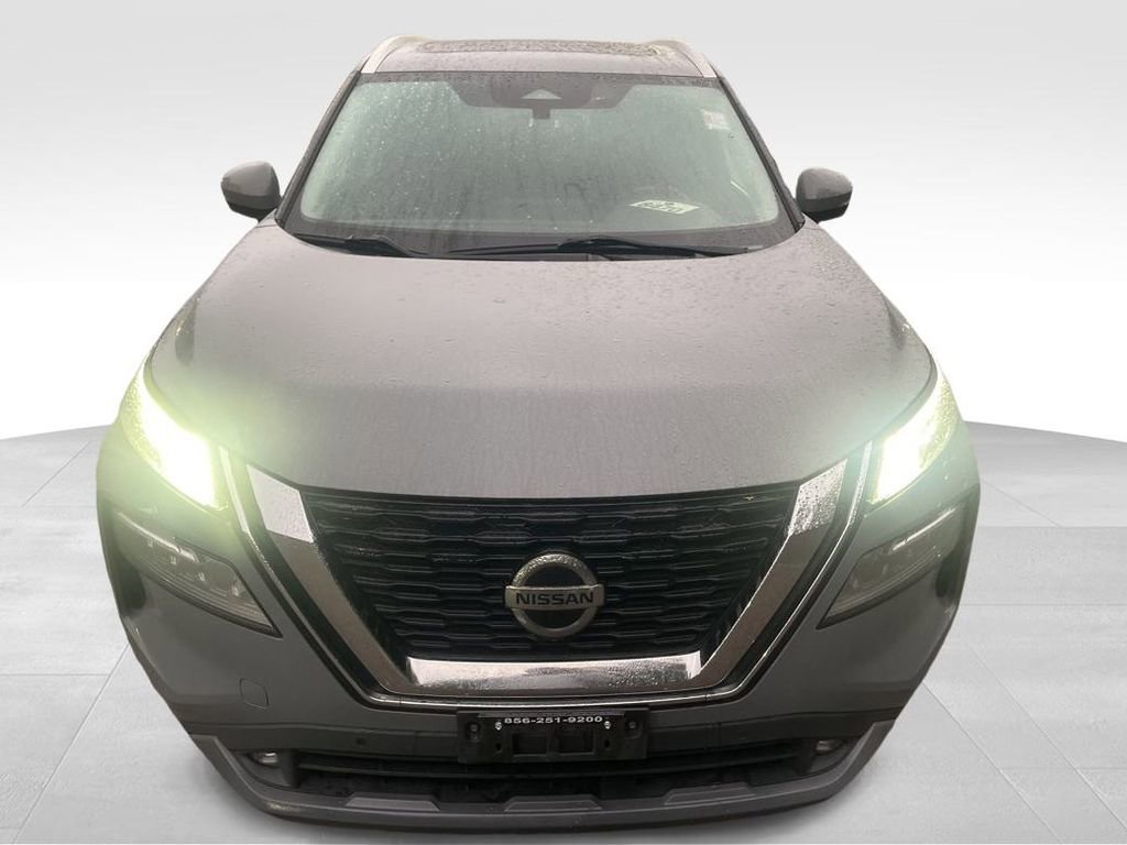 Used 2021 Nissan Rogue SL w/ Premium Package image 12