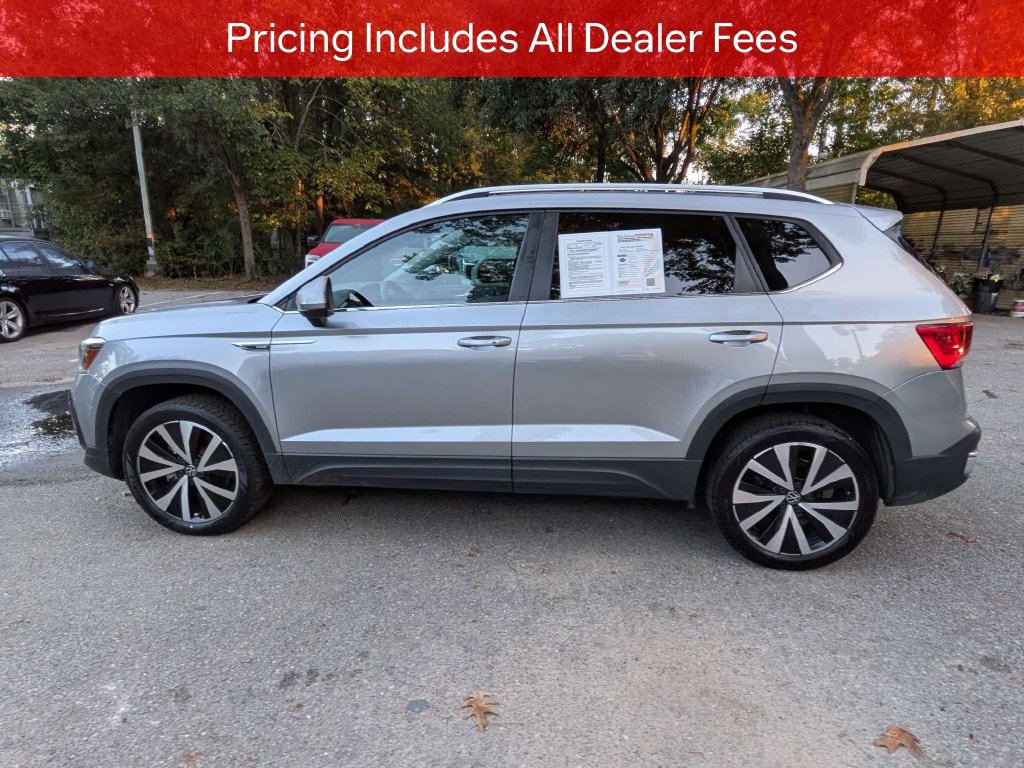 Used 2024 Volkswagen Taos SE FWD image 7