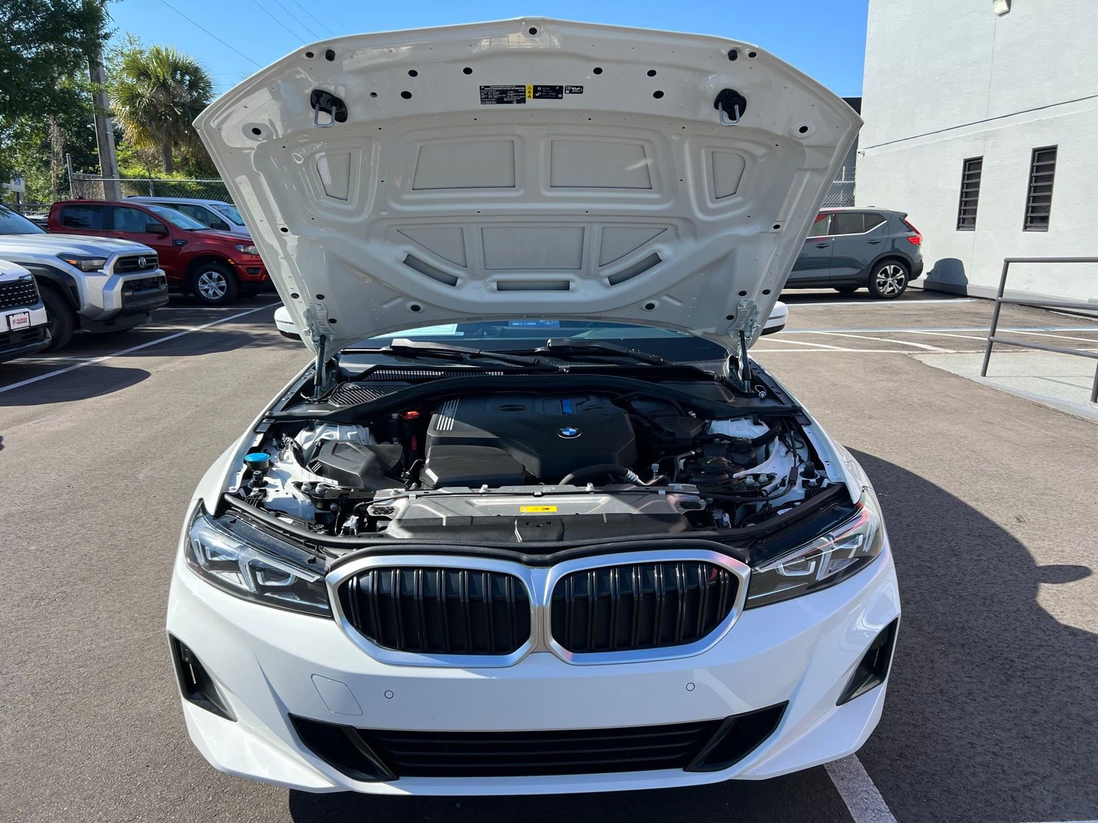 Used 2024 BMW 330e xDrive AWD/4WD image 18
