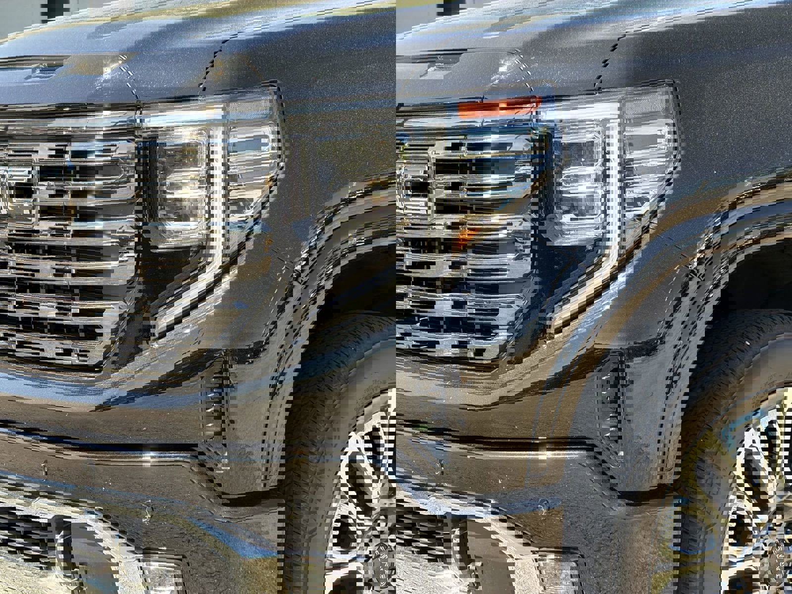 Used 2025 GMC Sierra 1500 Denali Ultimate image 14