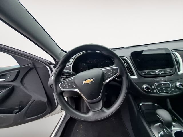 Used 2024 Chevrolet Malibu LT FWD image 12