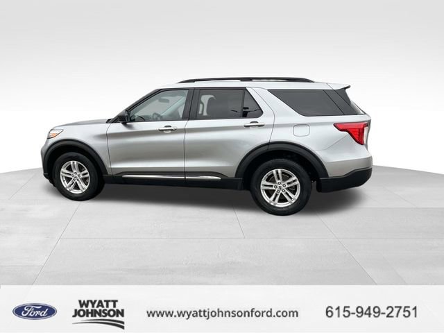 Certified 2022 Ford Explorer XLT w/ Equipment Group 202A image 6