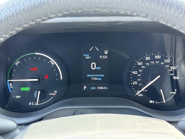 Used 2024 Toyota Sienna XLE image 28