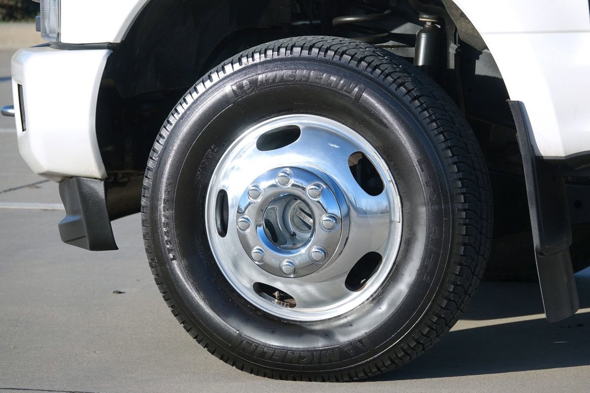 Used 2019 Ford F350 Platinum w/ Platinum Ultimate Package image 13