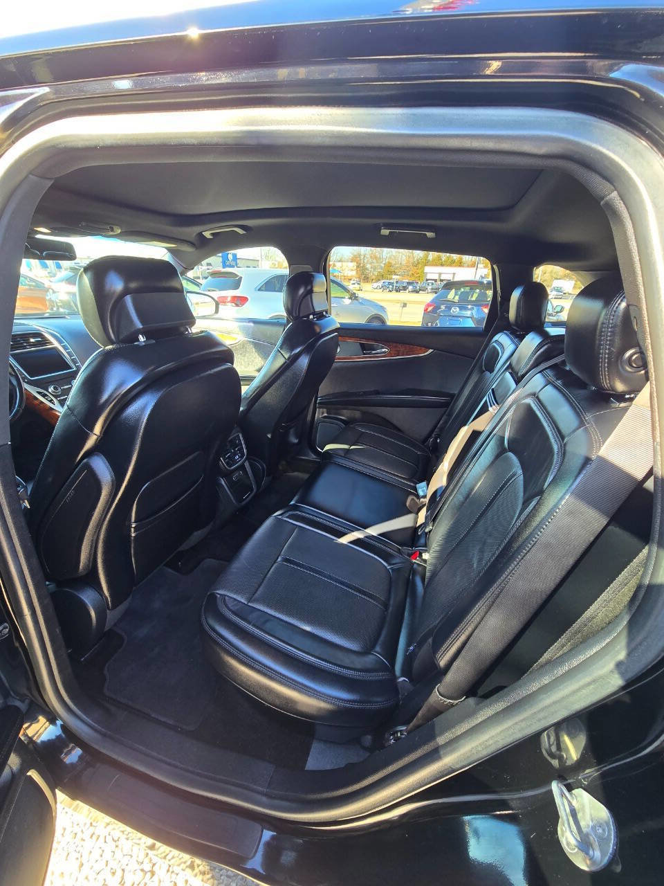 Used 2017 Lincoln MKX Reserve image 9