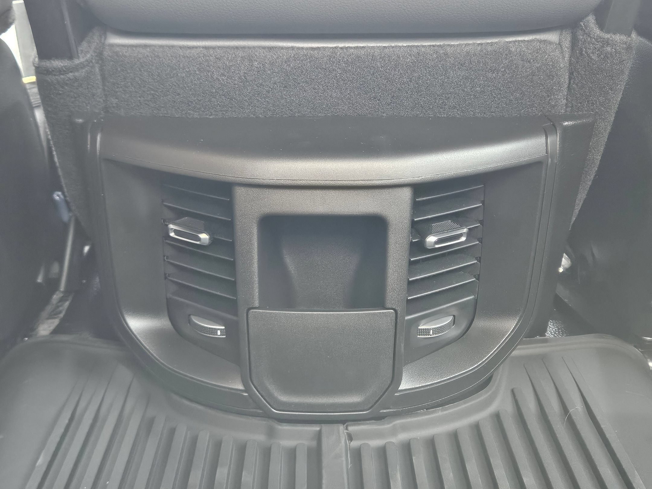 New 2026 RAM 3500 Tradesman w/ Chrome Appearance Group A AWD/4WD image 24