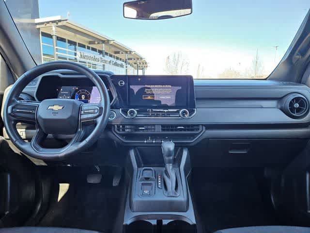 Used 2024 Chevrolet Colorado W/T RWD image 18