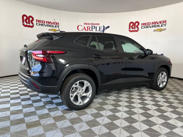 New 2026 Chevrolet Trax LS w/ LS Convenience Package FWD image 7