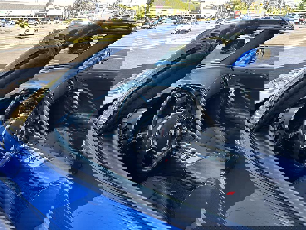 Used 2015 Chevrolet Corvette Z06 w/ 3LZ Preferred Equipment Group image 23