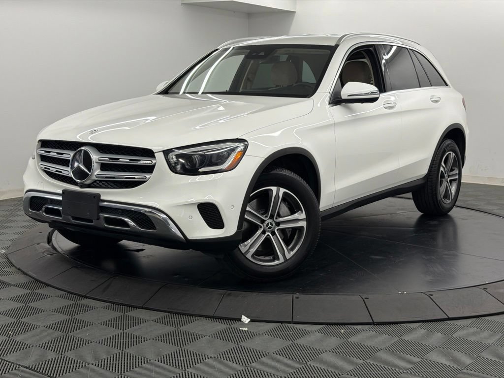 Used 2022 Mercedes-Benz GLC 300 w/ Premium Package Lite image 3