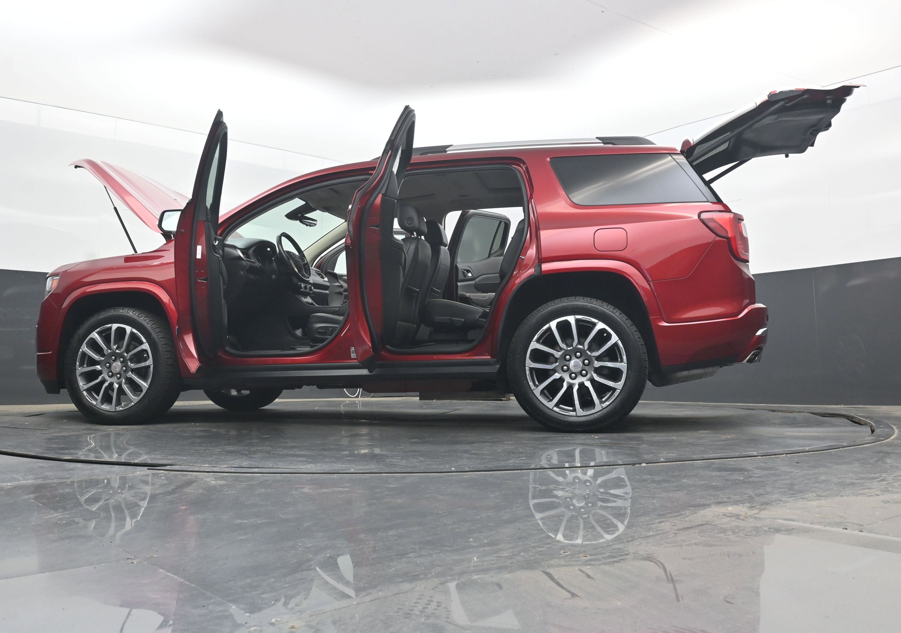 Used 2022 GMC Acadia Denali w/ Denali Ultimate Package AWD/4WD image 42