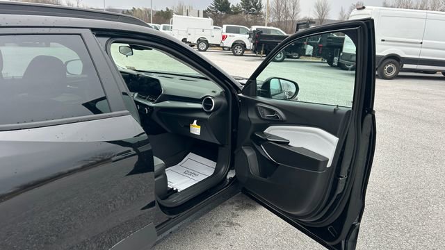 New 2026 Chevrolet Trax LT image 42