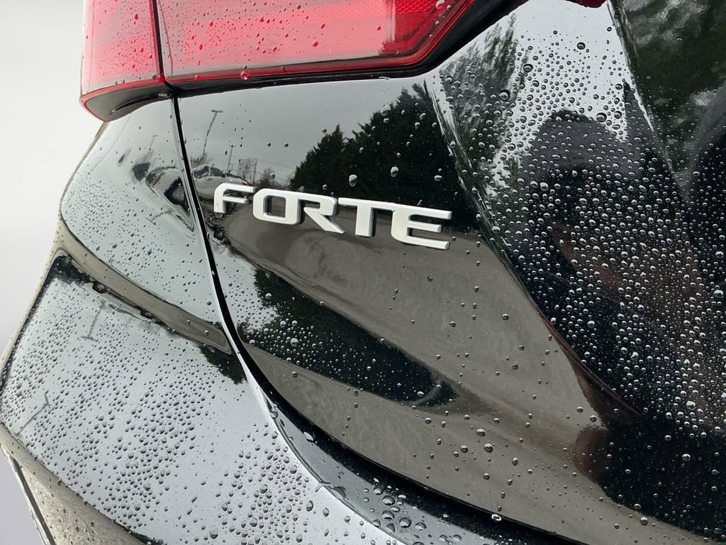 Used 2023 Kia Forte LXS image 19