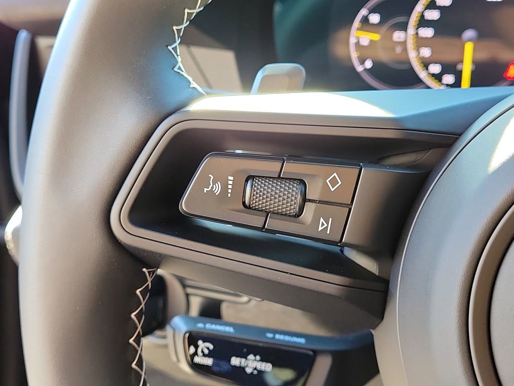 Certified 2025 Porsche 911 GT3 image 35