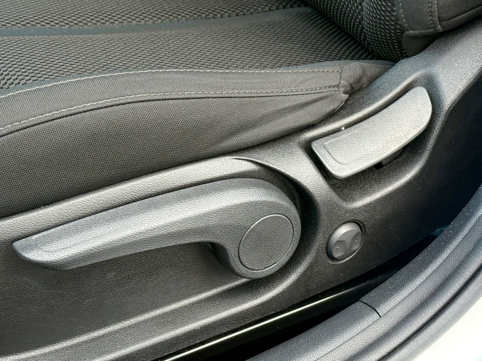 Certified 2020 Kia Optima LX FWD image 19