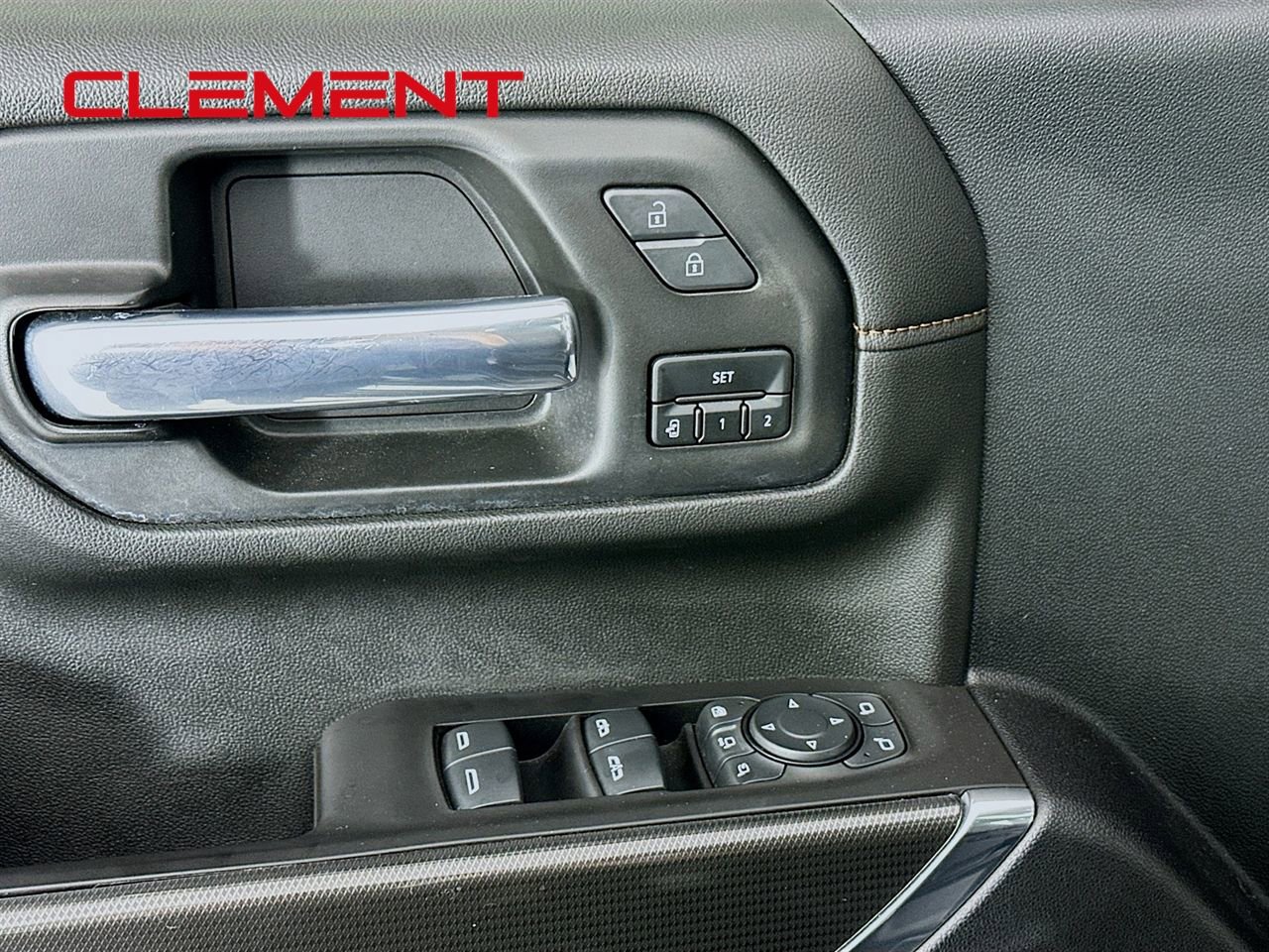 Used 2021 GMC Sierra 3500 AT4 w/ AT4 Premium Plus Package image 28