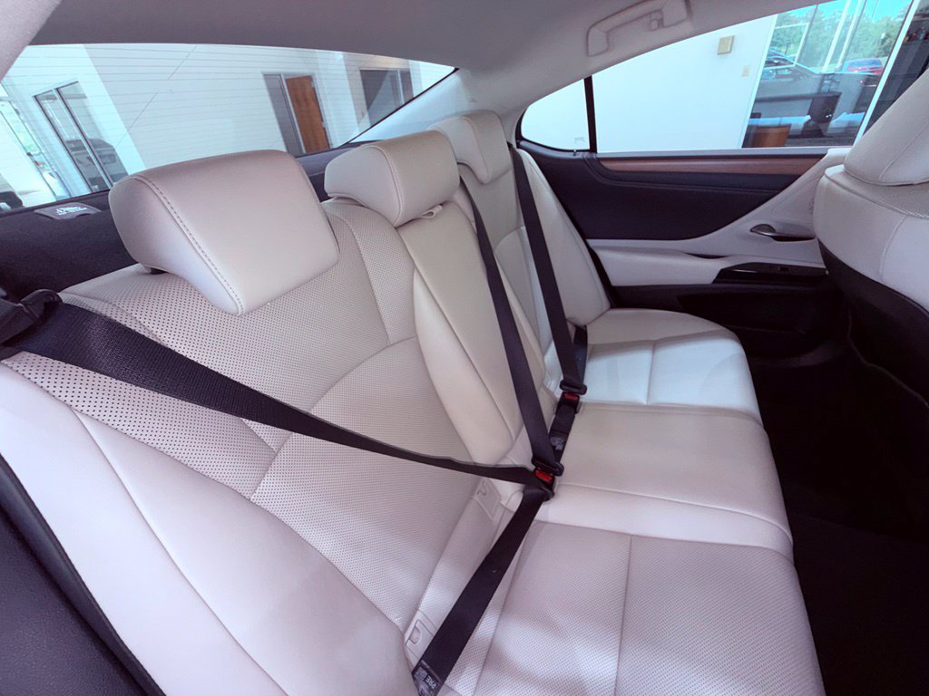 Certified 2023 Lexus ES 350 w/ Premium Package FWD image 14