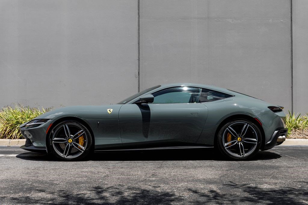 Used 2023 Ferrari Roma RWD image 2