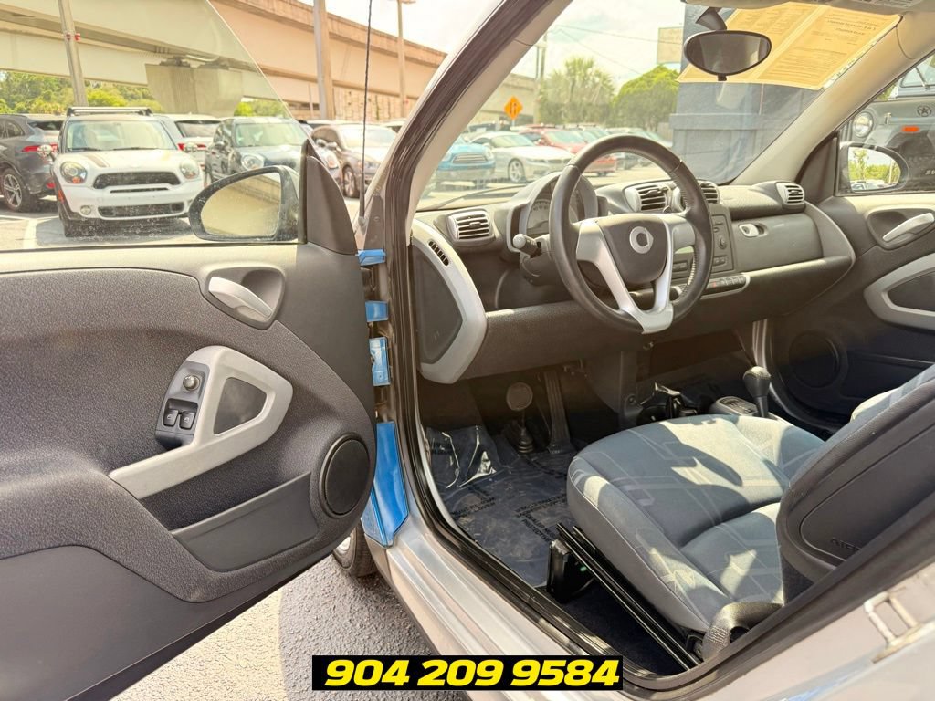 Used 2008 smart fortwo pure RWD image 16