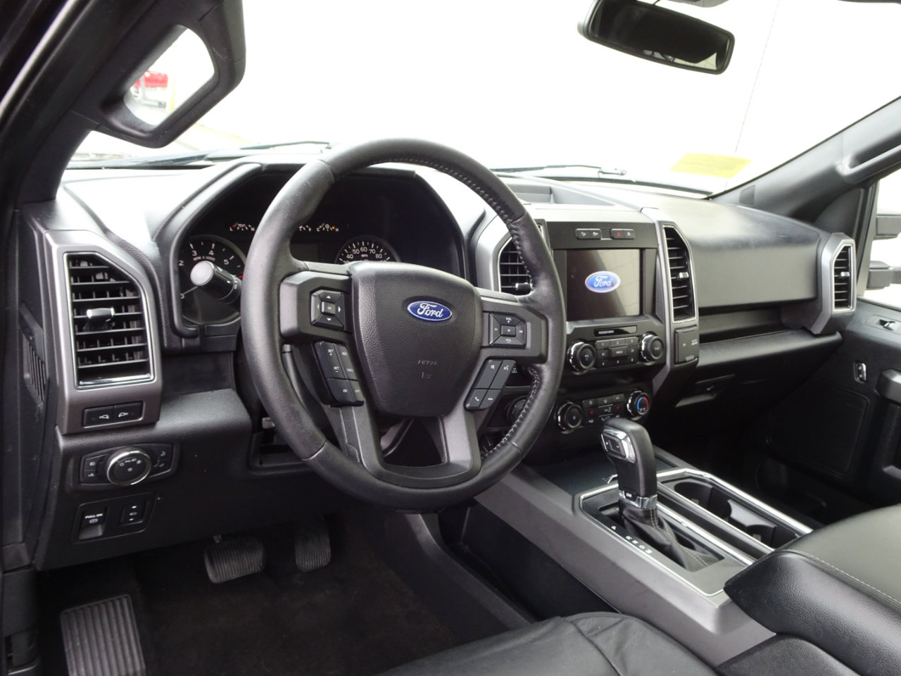 Used 2020 Ford F150 XLT w/ Equipment Group 302A Luxury image 10