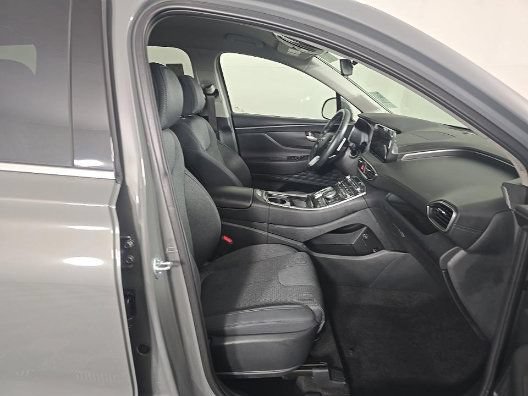 Used 2023 Hyundai Santa Fe SEL AWD/4WD image 2