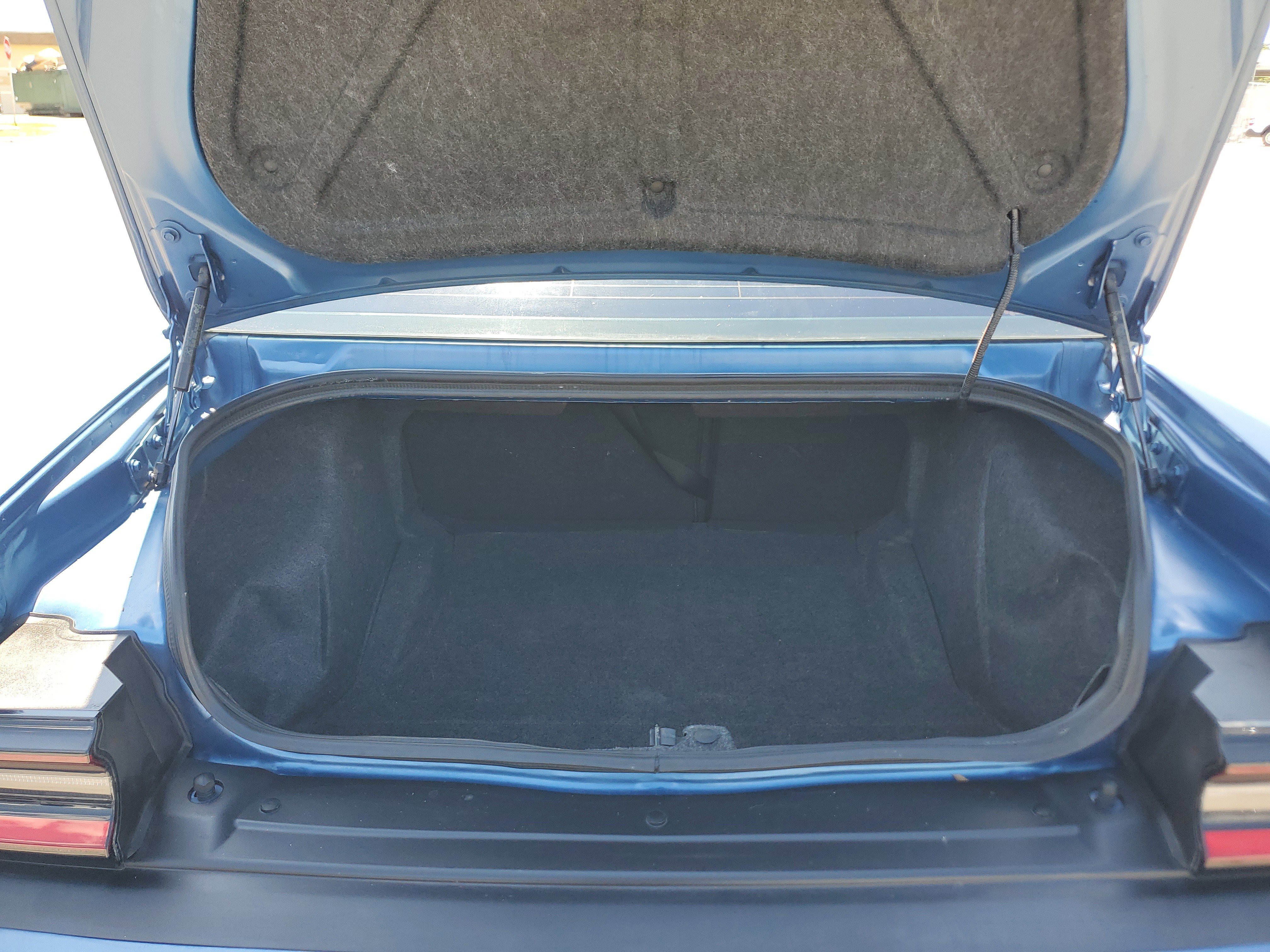 Used 2021 Dodge Challenger SXT w/ Blacktop Package image 11