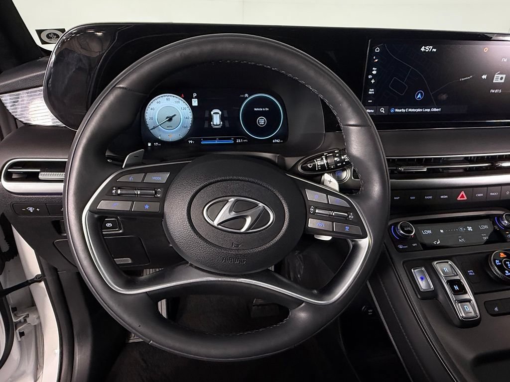 Used 2025 Hyundai Palisade Calligraphy AWD/4WD image 14