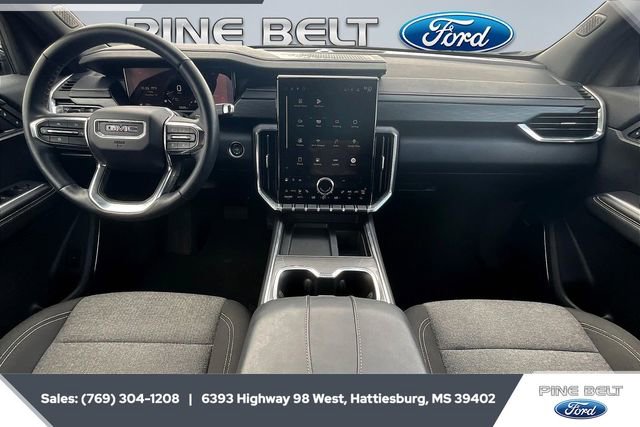 Used 2025 GMC Acadia Elevation image 13