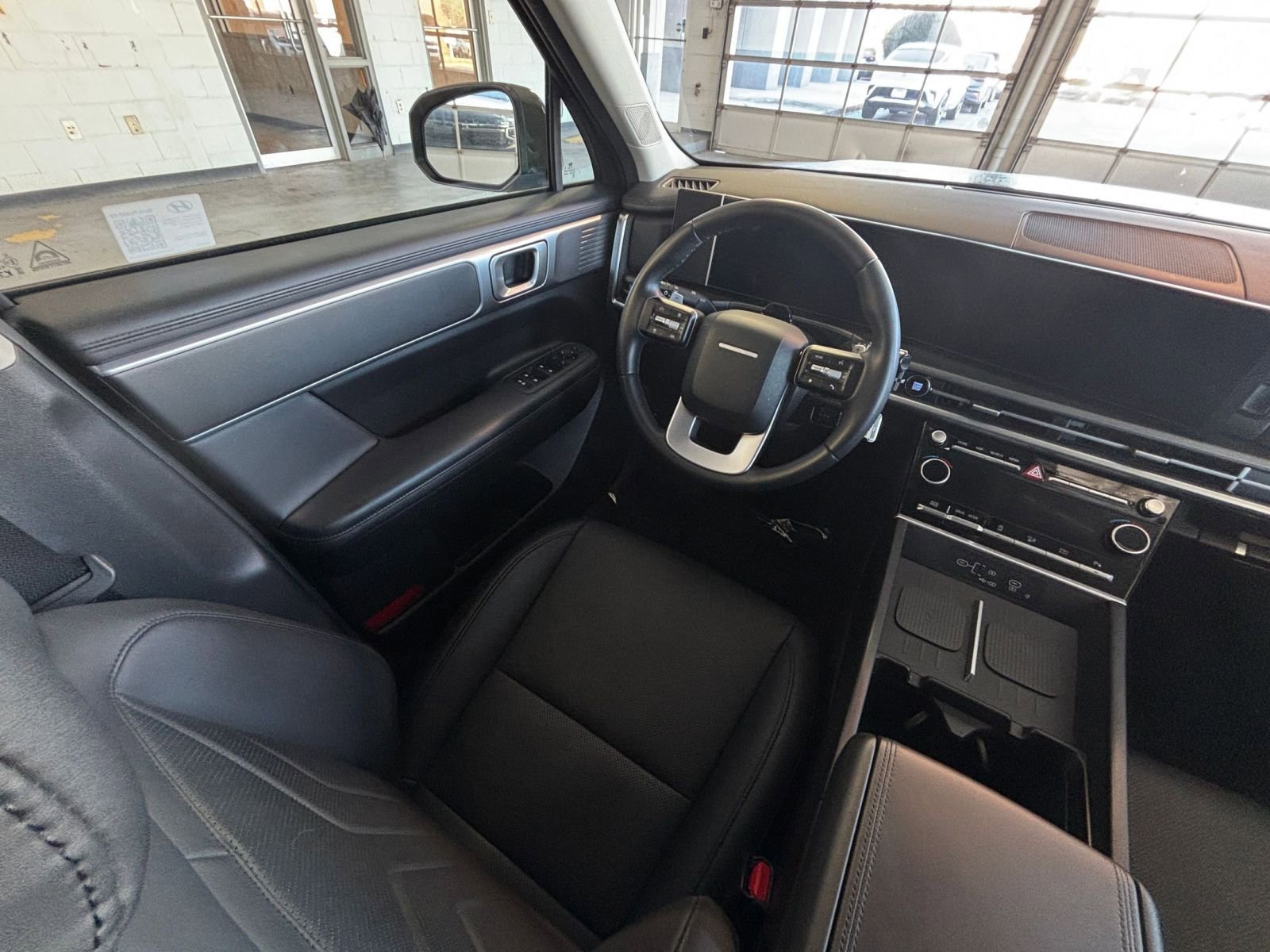 Used 2025 Hyundai Santa Fe SEL image 39